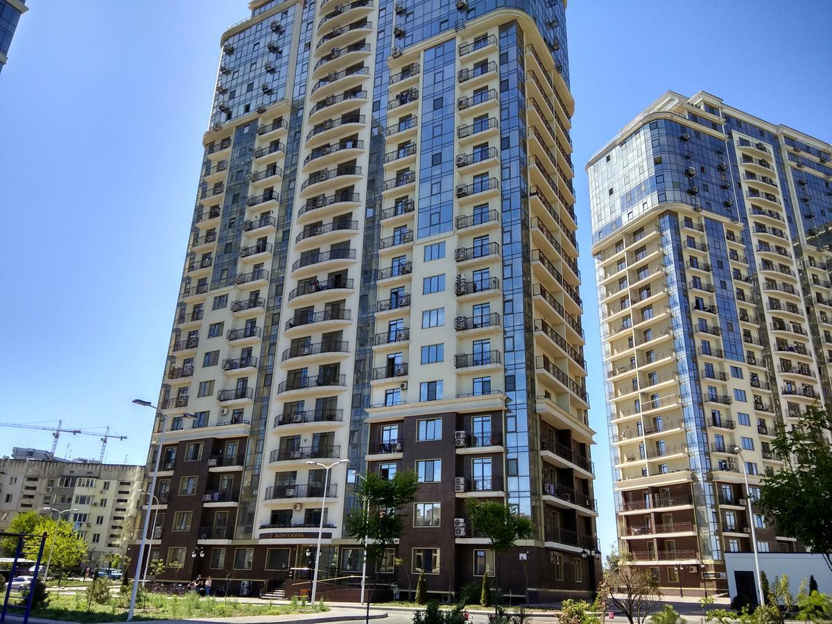 Аркадия Студия С Балконом Частичный Вид Моря Первая Линия От Моря Odesa Exterior foto